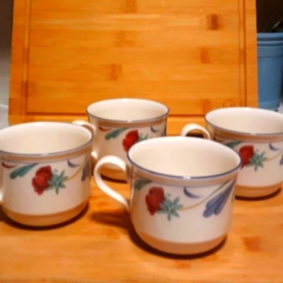 6 LENOX Poppies on Blue Teacups / CoffeeCups GUC - Picture 2 of 9